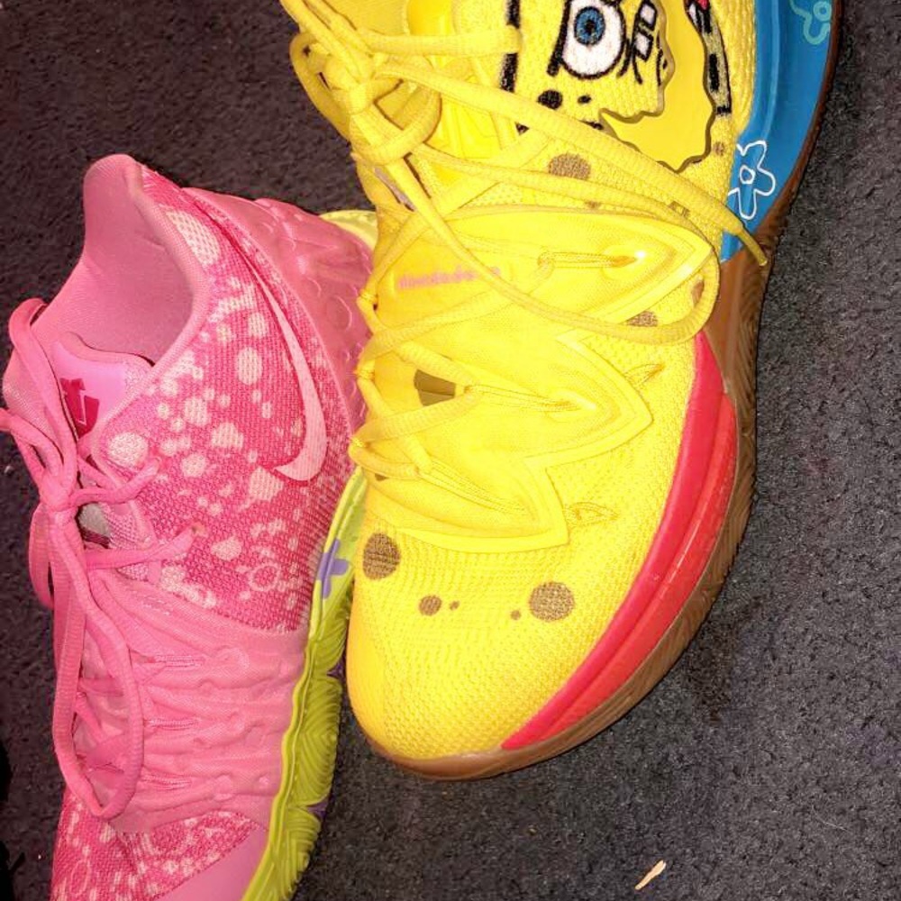 Spongebob Nike Kyrie 5 men size 7